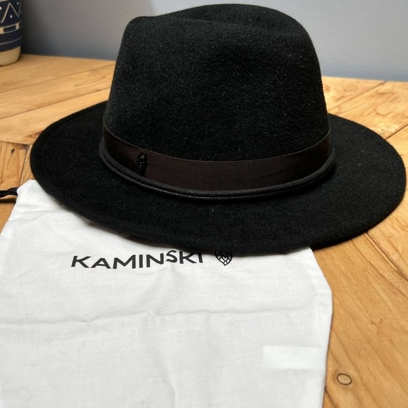 NWT Helen Kaminski Black/Chestnut Roman Fur Felt Hat - Picture 1 of 9